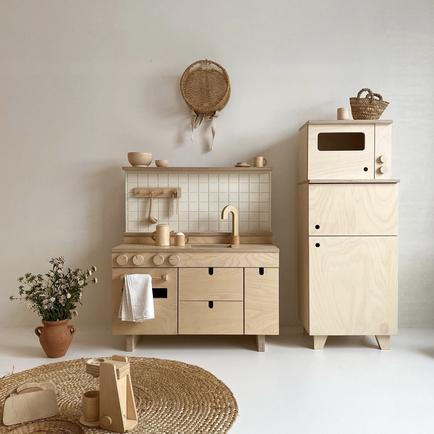 Microwave oven, refrigerator play