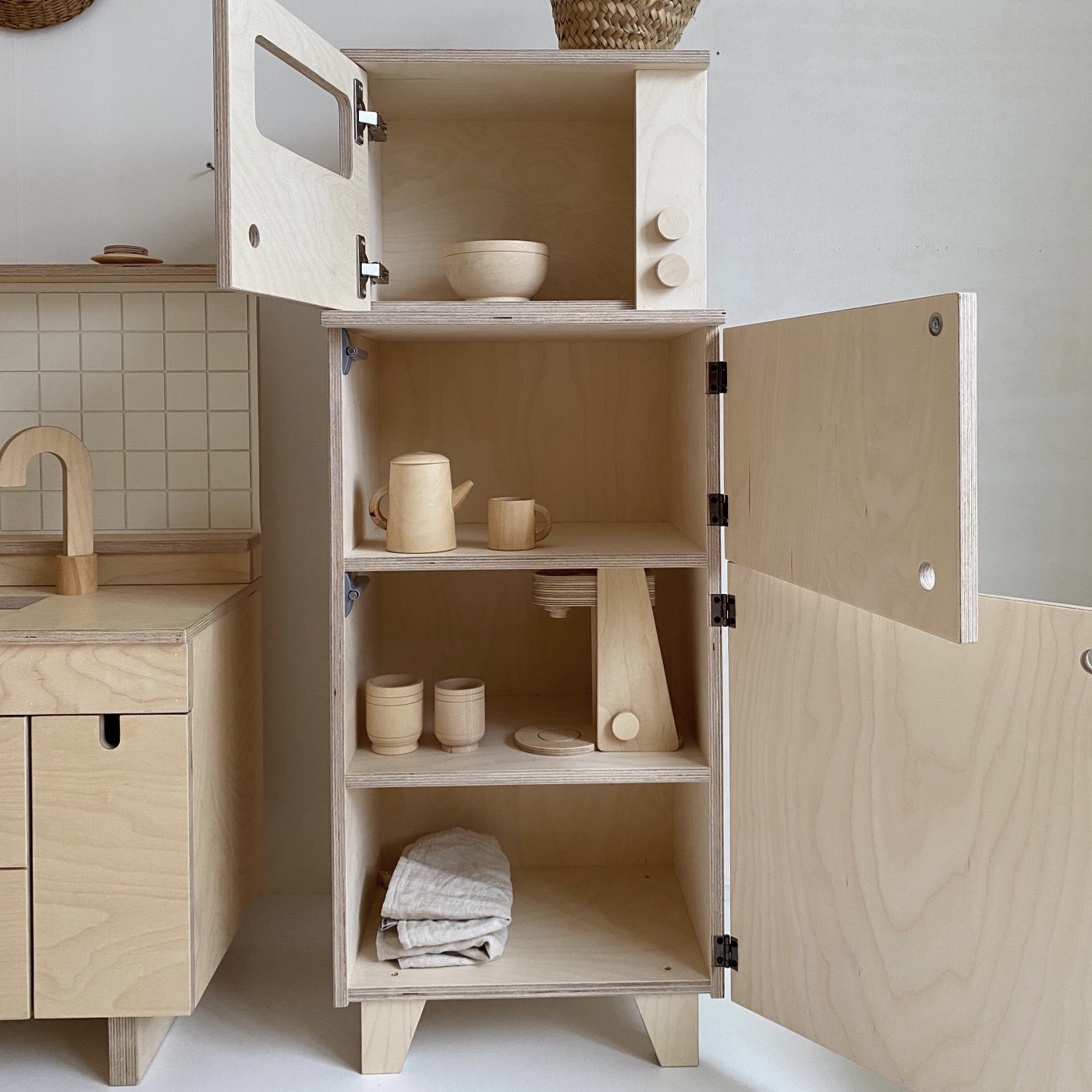 Microwave oven, refrigerator play